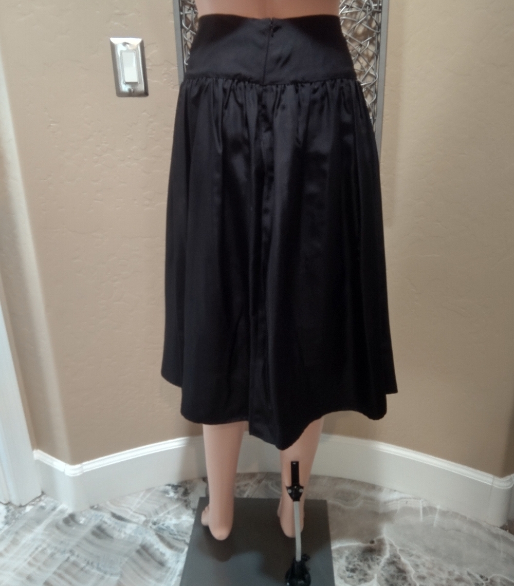 Patrick Christopher 100% Silk Classic Black Gathered Midi Skirt - Picture 3 of 6